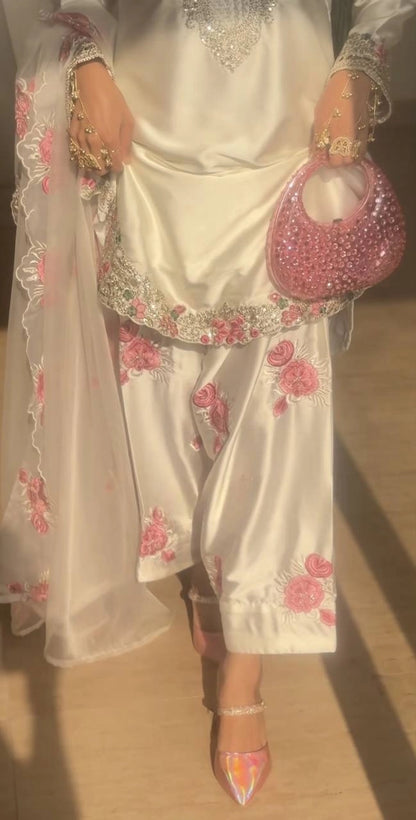 PREMIUM WHITE PINK EMBROIDERED FARSHI SUIT SET WITH DUPATTA | WHOLESALE AT GEELAN FASHION SURAT