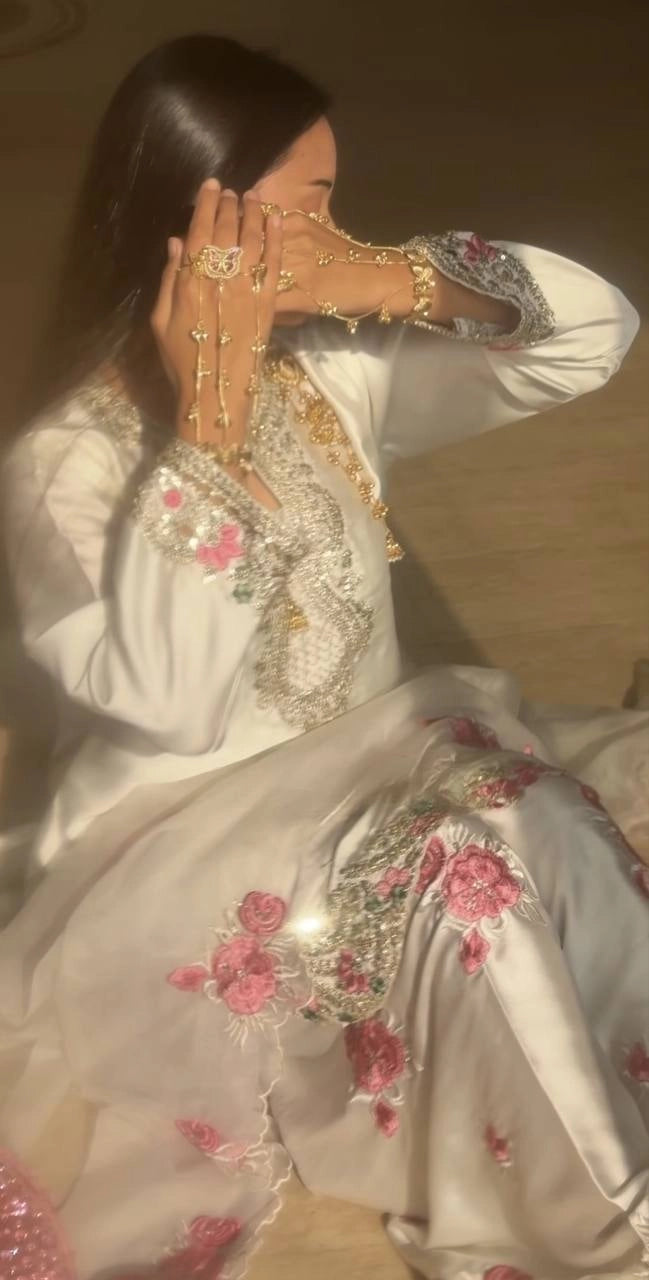 PREMIUM WHITE PINK EMBROIDERED FARSHI SUIT SET WITH DUPATTA | WHOLESALE AT GEELAN FASHION SURAT
