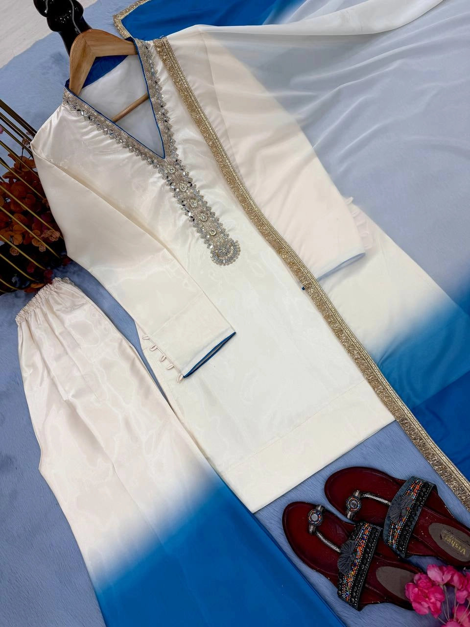 PREMIUM WHITE DOUBLE COLOUR EMBROIDERY READYMADE PAKISTANI SUITS WHOLESALE RATE AT GEELAN FASHION SURAT