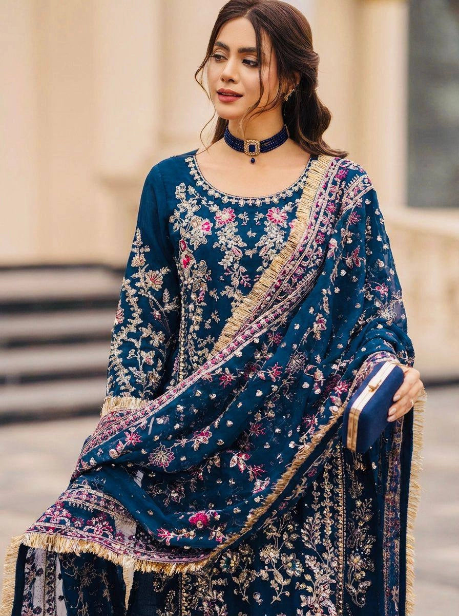 PARTY WEAR SUPER HIT COLLECTION NEW PAKISTANI SUITS WHOLESALE RATE AT GEELAN FASHION SURAT