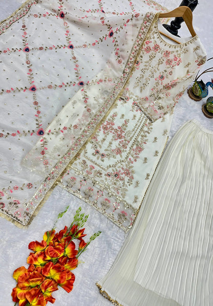 PARTY WEAR SUPER HIT COLLECTION NEW PAKISTANI SUITS WHOLESALE RATE AT GEELAN FASHION SURAT