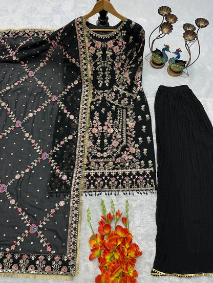 PARTY WEAR SUPER HIT COLLECTION NEW PAKISTANI SUITS WHOLESALE RATE AT GEELAN FASHION SURAT