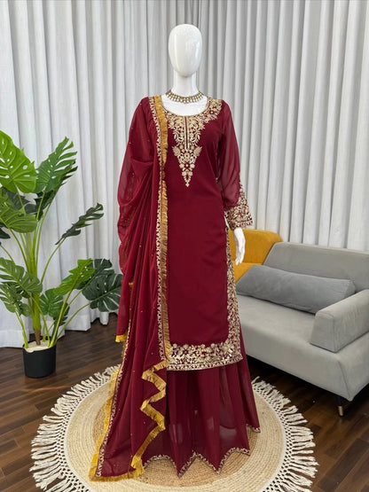 VIRAL PAKISTANI TRENDING COLLECTION BLACK AND MAROON WHOLESALE RATE AT GEELAN FASHION SURAT