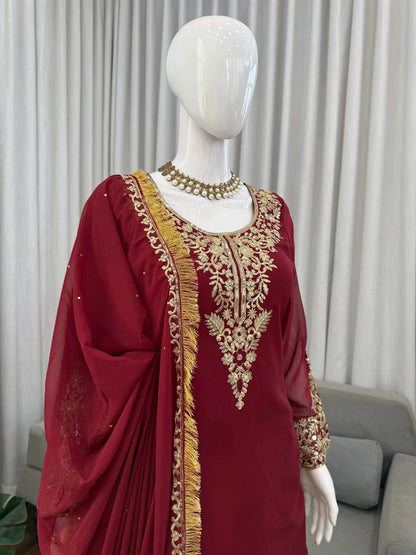 VIRAL PAKISTANI TRENDING COLLECTION BLACK AND MAROON WHOLESALE RATE AT GEELAN FASHION SURAT