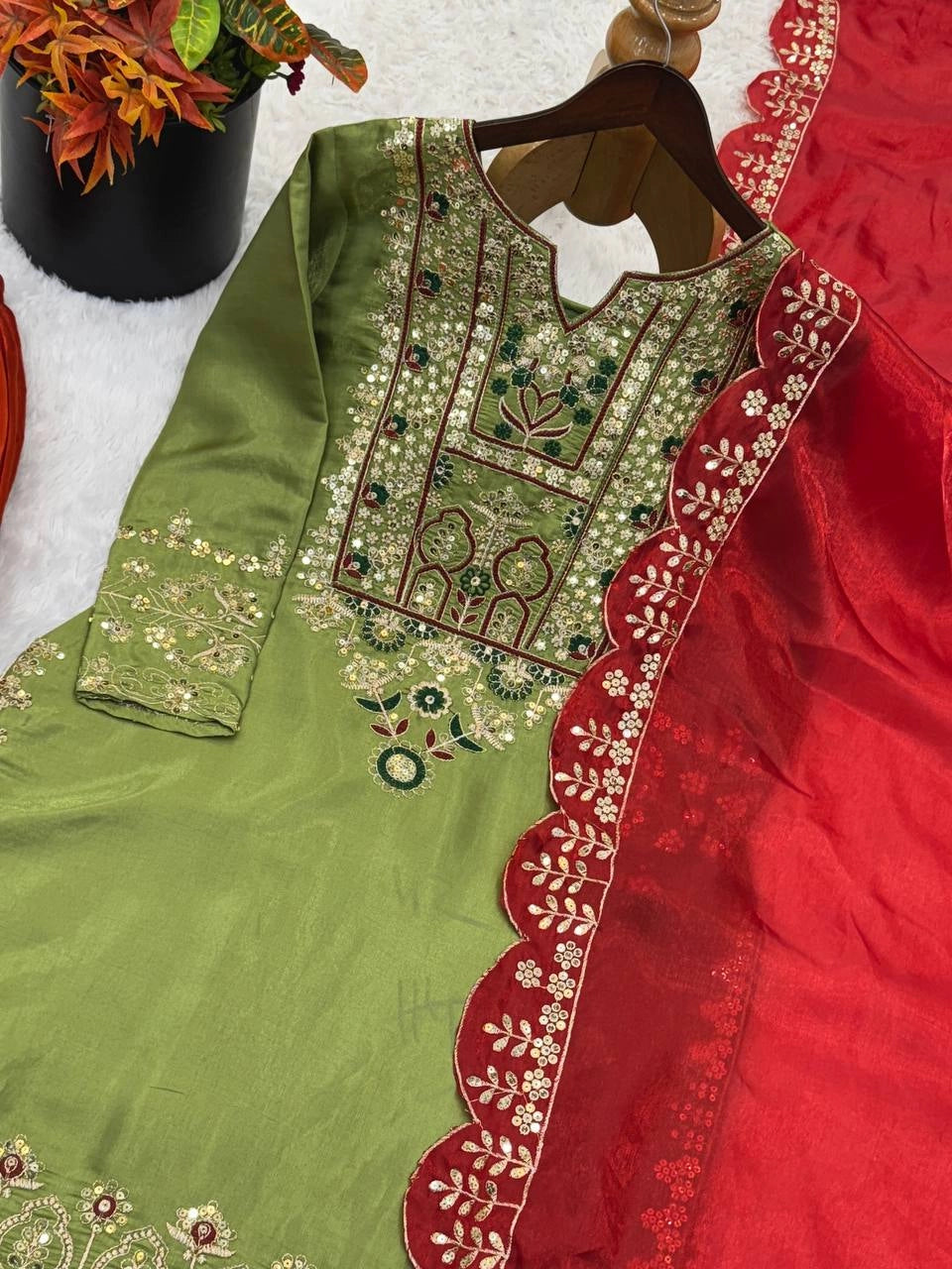 WEDDING SHARARA SUIT WHOLESALE GHARARA SUIT WHOLESALE AT GEELAN FASHION SURAT