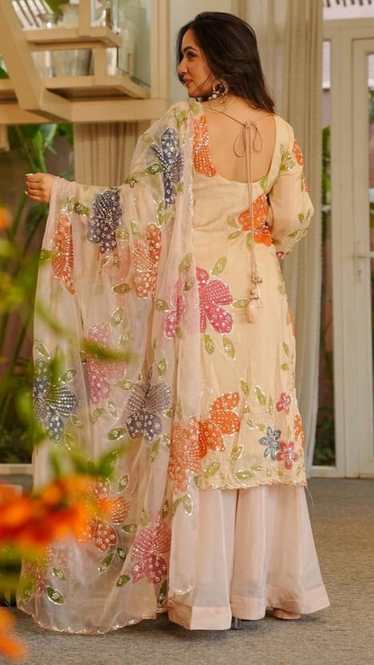 LAUNCHING NEW DESGINER PARTY WEAR VIRAL ORGANZA SHALWAR SUIT BRUSH PRINT WITH INTRICATE SEQUENCE WORK WHOLESALE RATE AT GEELAN FASHION SURAT