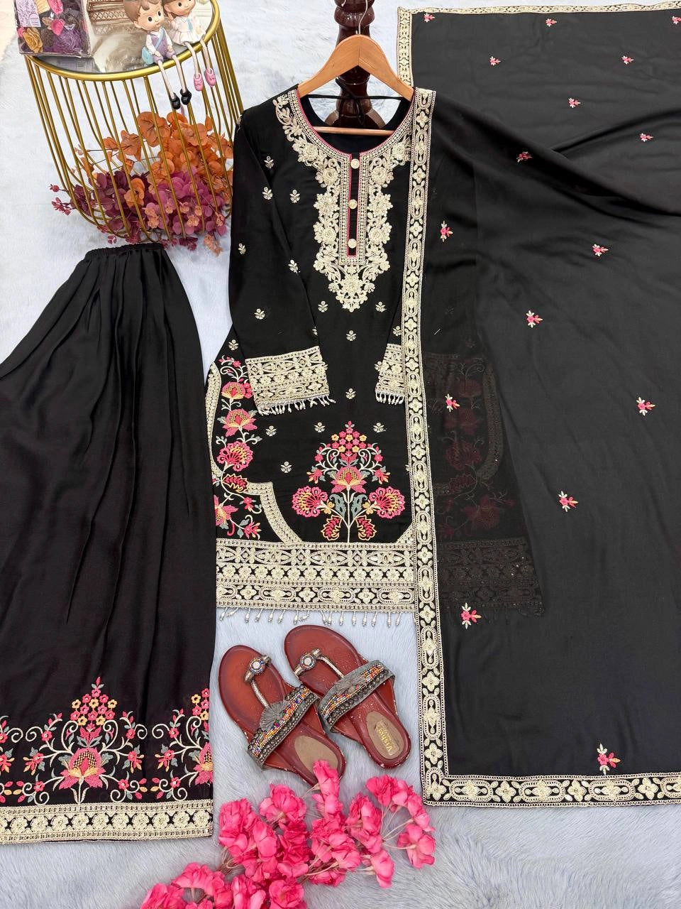 BLACK PAKISTANI PARTY WEAR SUIT SET FOR WOMEN | DESIGNER EMBROIDERED PALAZZO SUIT WITH DUPATTA | GEELAN FASHION
