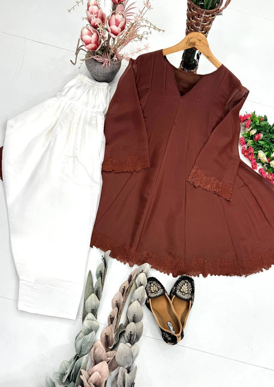PARTY WEAR FESTIVAL SPECIAL NEW DESIGNER HEAVY MAL CHANDERI TOP PLAZZO SUIT SET*