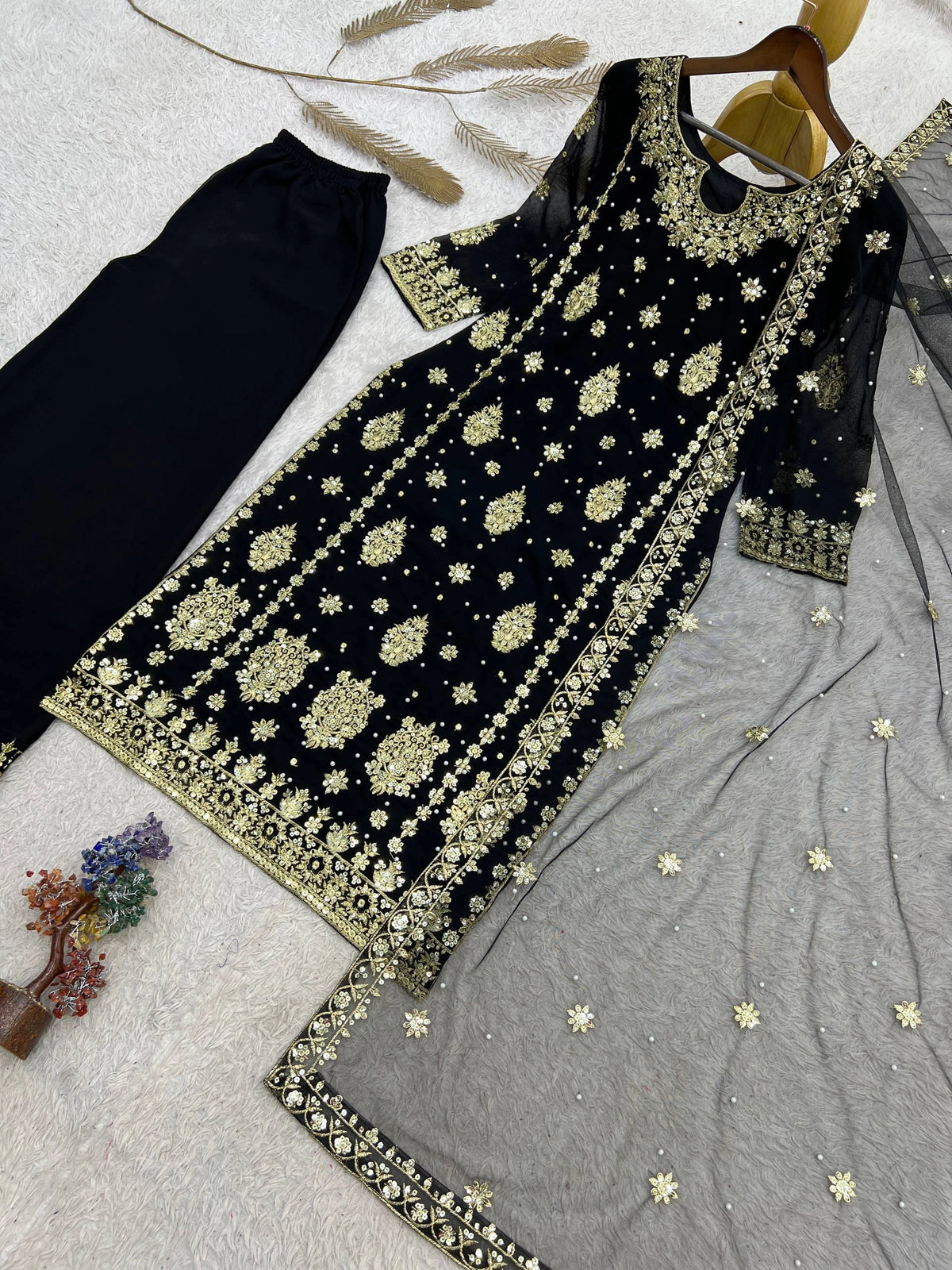 PRESENTING 3 PIECE STYLISH KURTI DUPATTA WITH BEAUTIFUL PLAZZO WHOLESALE PRICE AT GEELAN FASHION SURAT