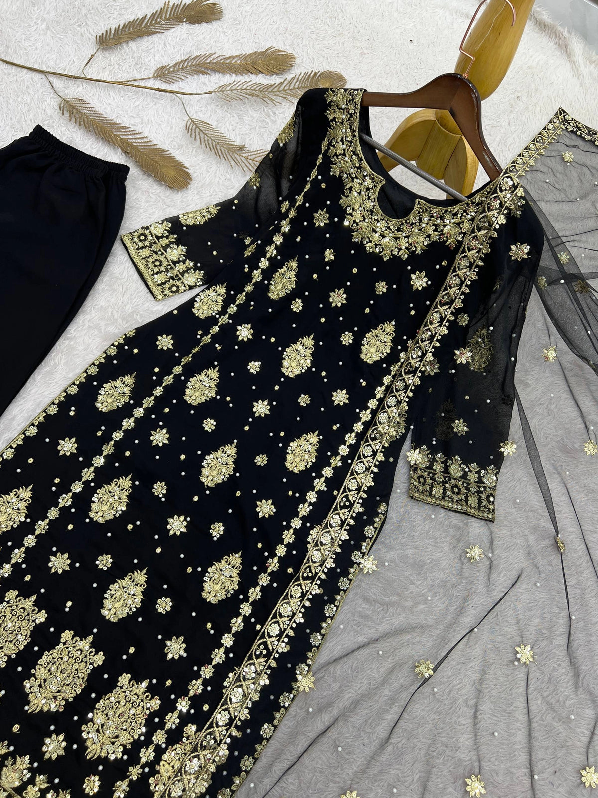 PRESENTING 3 PIECE STYLISH KURTI DUPATTA WITH BEAUTIFUL PLAZZO WHOLESALE PRICE AT GEELAN FASHION SURAT