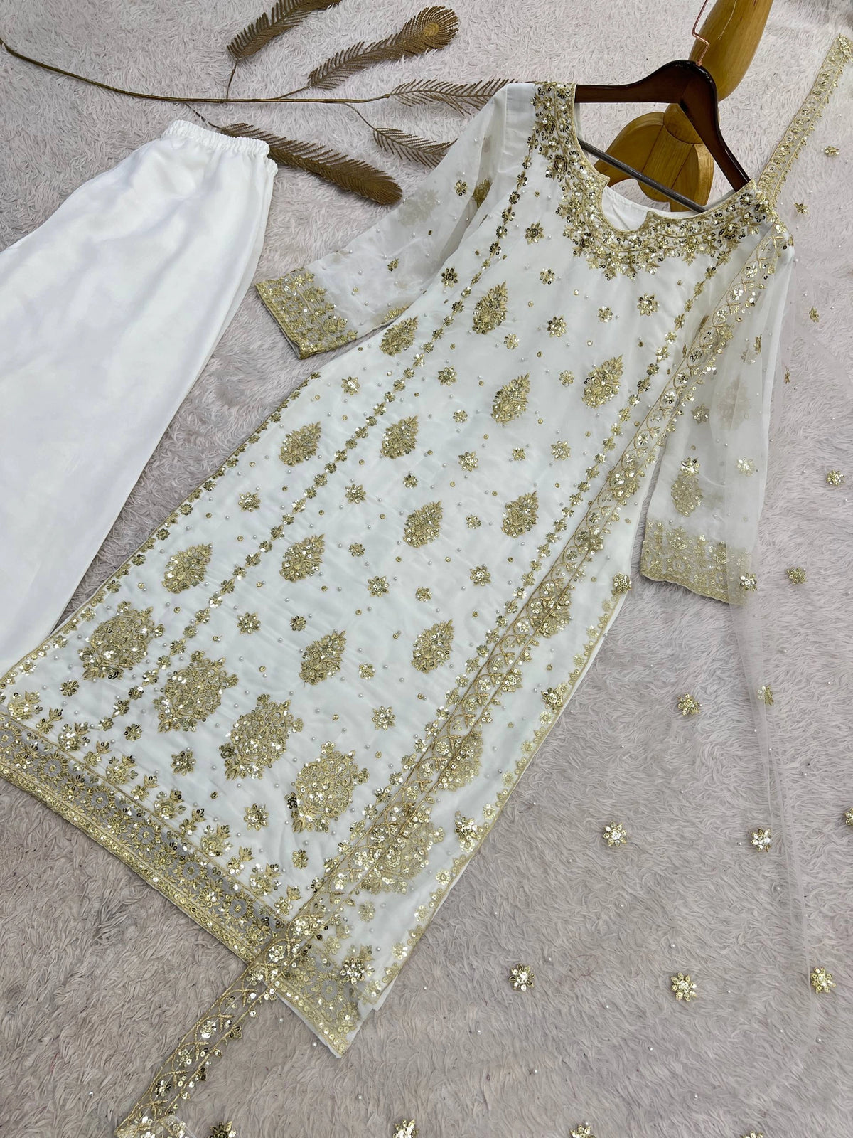 PRESENTING 3 PIECE STYLISH KURTI DUPATTA WITH BEAUTIFUL PLAZZO WHOLESALE PRICE AT GEELAN FASHION SURAT