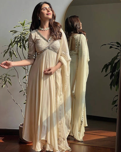 PAKISTANI GOWNS | Ethnic Wear Gowns | INDIAN ETHNIC GOWNS