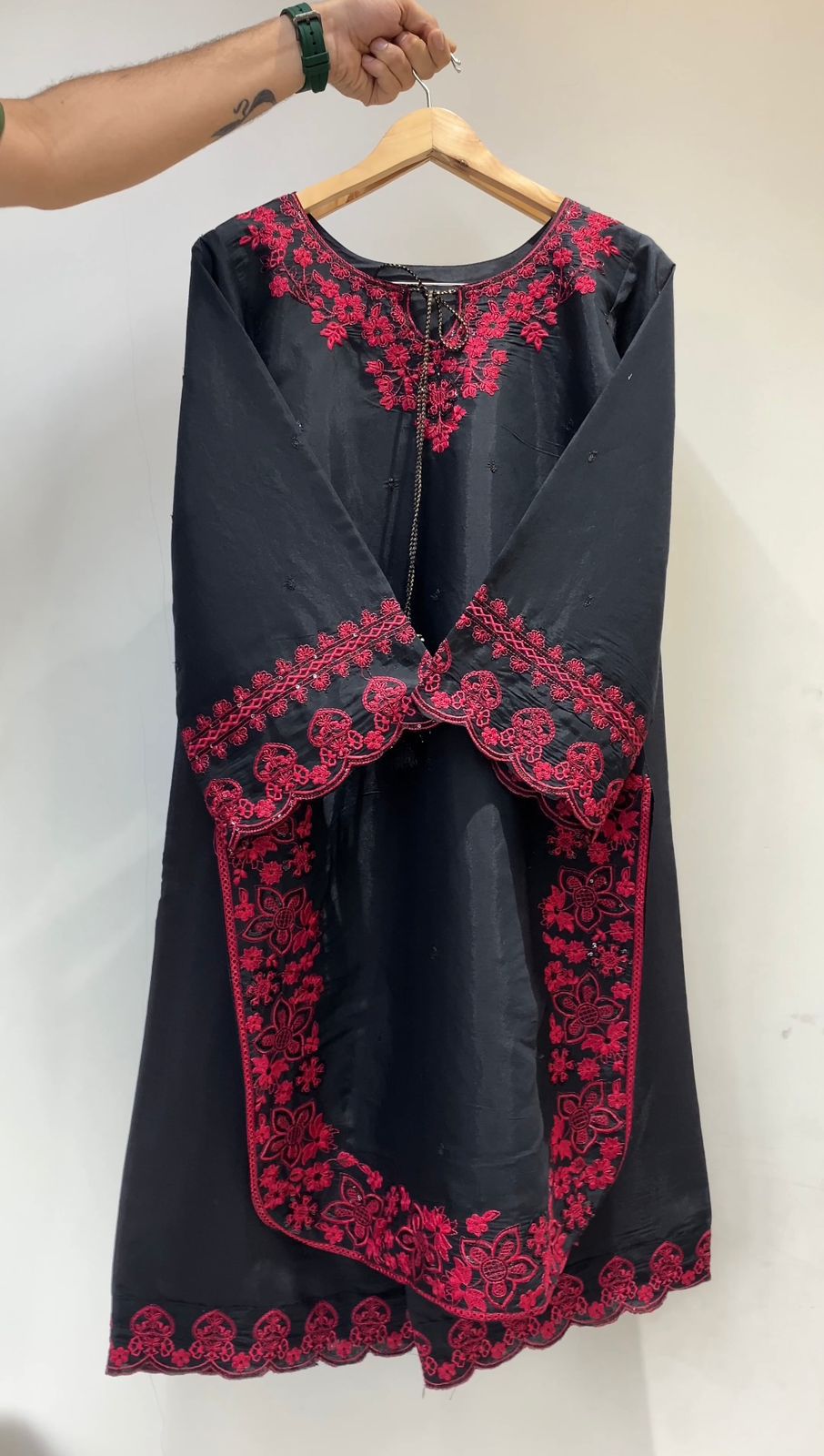 EID 🌙 WEAR OUR BEAUTIFUL CO-ORD SET IN EMBROIDERED TOP AND PLAZZO WHOLESALE GEELAN FASHION SURAT