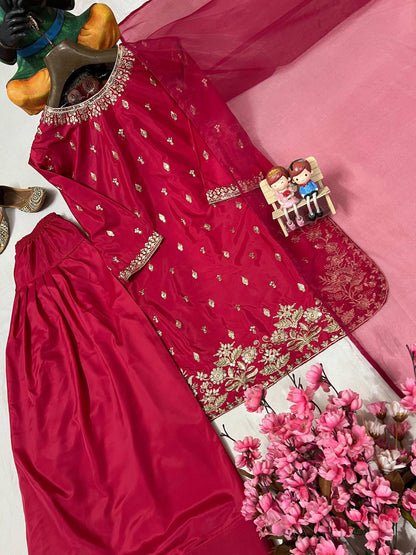 ENHANCE THE BEAUTY OF YOUR WARDROBE WITH THIS NEWLY LAUNCHED FARSI KURTI-PLAZZO SET WHOLESALE GEELAN FASHION SURAT