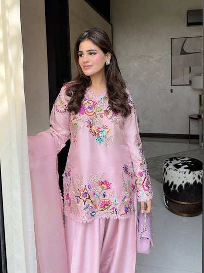 THIS FESTIVAL SEASON, TRY OUR DESIGNER EMBROIDERED FARSI SALWAAR SUIT WITH DUPATTA WHOLESALE GEELAN FASHION SURAT