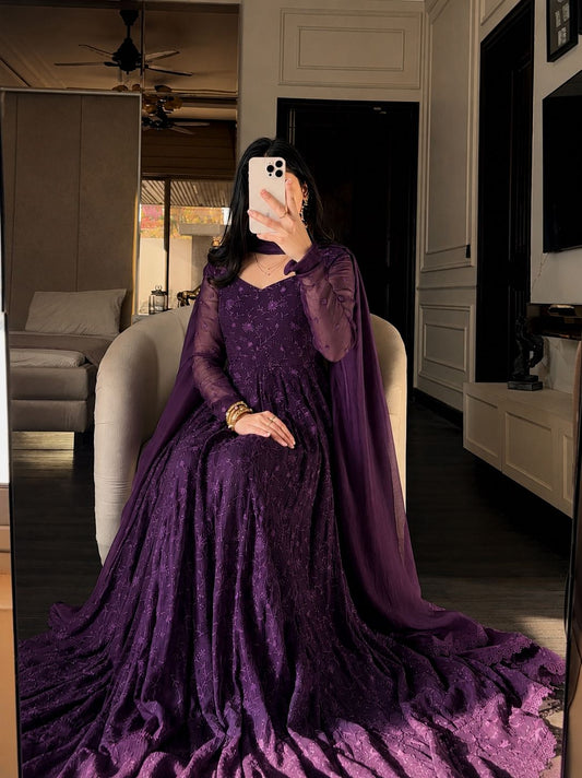 2 PIECE STYLISH GOWN WITH BEAUTIFUL DUPATTA WHOLESALE GEELAN FASHION SURAT