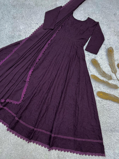 2 PIECE STYLISH GOWN WITH BEAUTIFUL DUPATTA WHOLESALE GEELAN FASHION SURAT