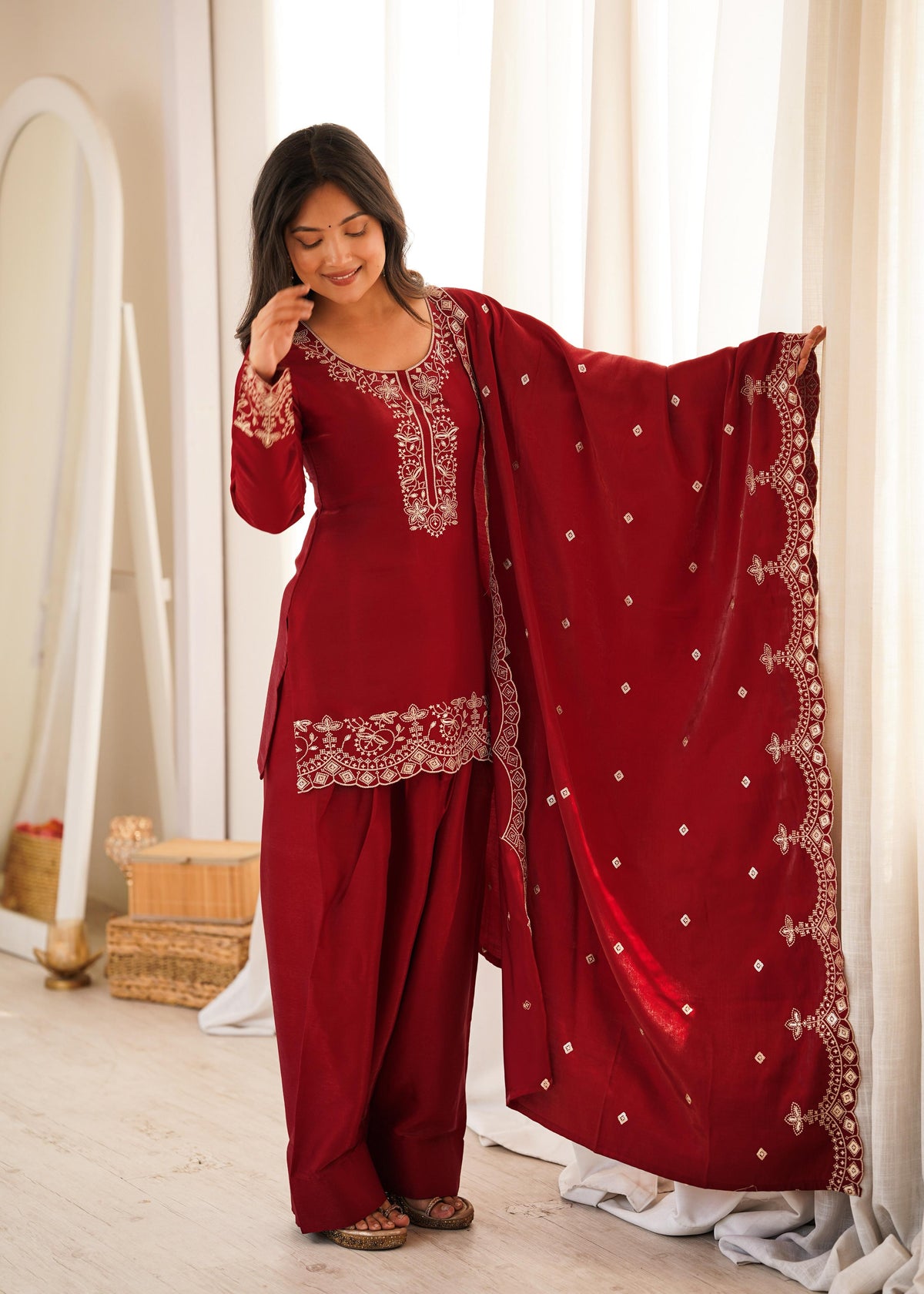 NEW GLASS ROMAN SILK FABRIC WITH EMBROIDERY SEQUENCE AND JARI WORK TOP,DUPPTA SET WITH FARSHI SHALWAR READY TO WEAR WHOLESALE GEELAN FASHION SURAT