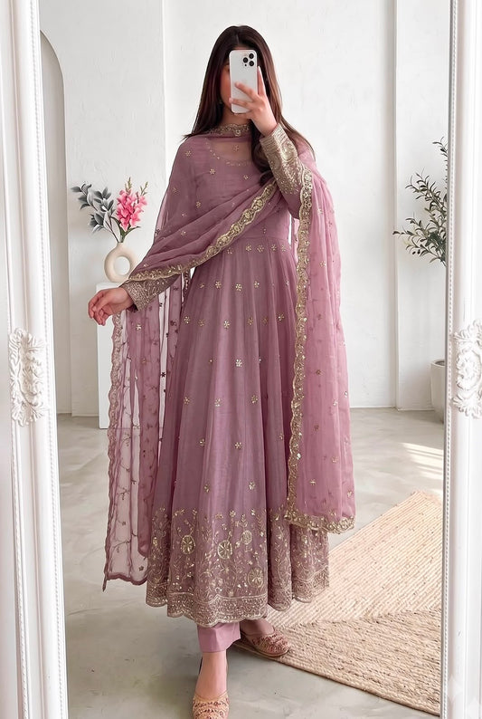DESIGNER PARTY WEAR LOOK COLLECTION WHOLESALE GEELAN FASHION SURAT