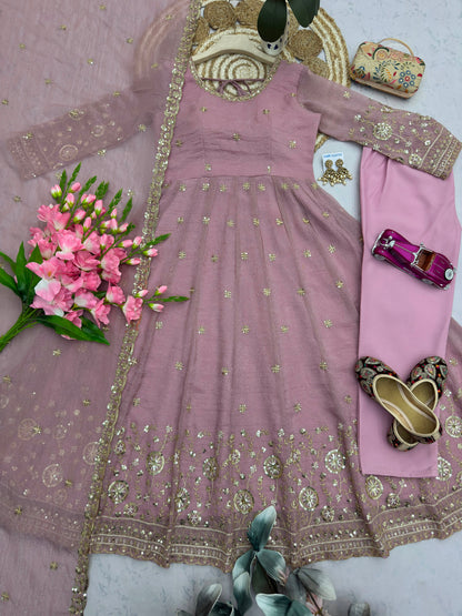 DESIGNER PARTY WEAR LOOK COLLECTION WHOLESALE GEELAN FASHION SURAT