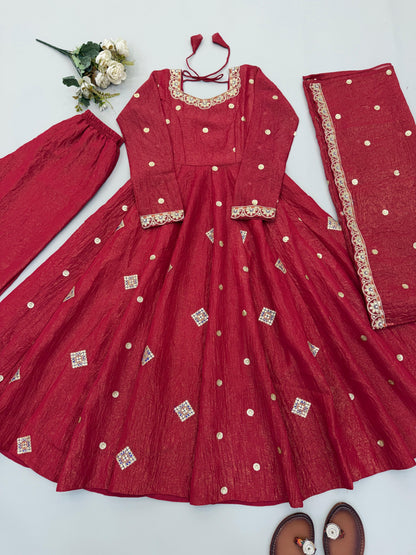 WOMEN’S ETHNIC WEAR WHOLESALE GEELAN FASHION SURAT