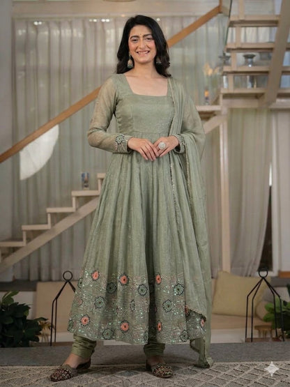 ANARKALI SUIT IN NEW FANCY STYLE WHOLESALE GEELAN FASHION SURAT