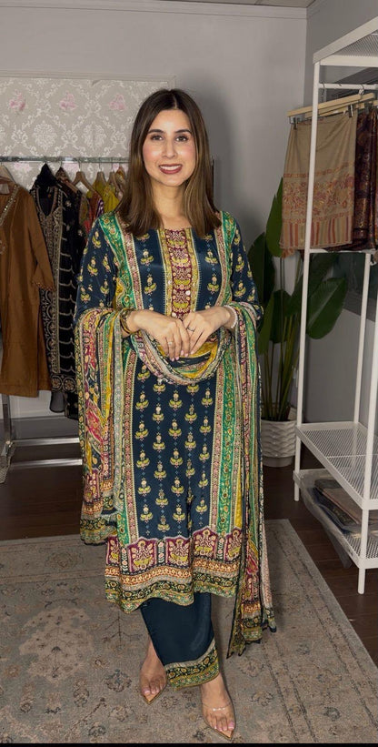 ENHANCE THE BEAUTY OF YOUR WARDROBE WITH THIS NEWLY LAUNCHED 3 PIECE CORDSET WHOLESALE GEELAN FASHION SURAT