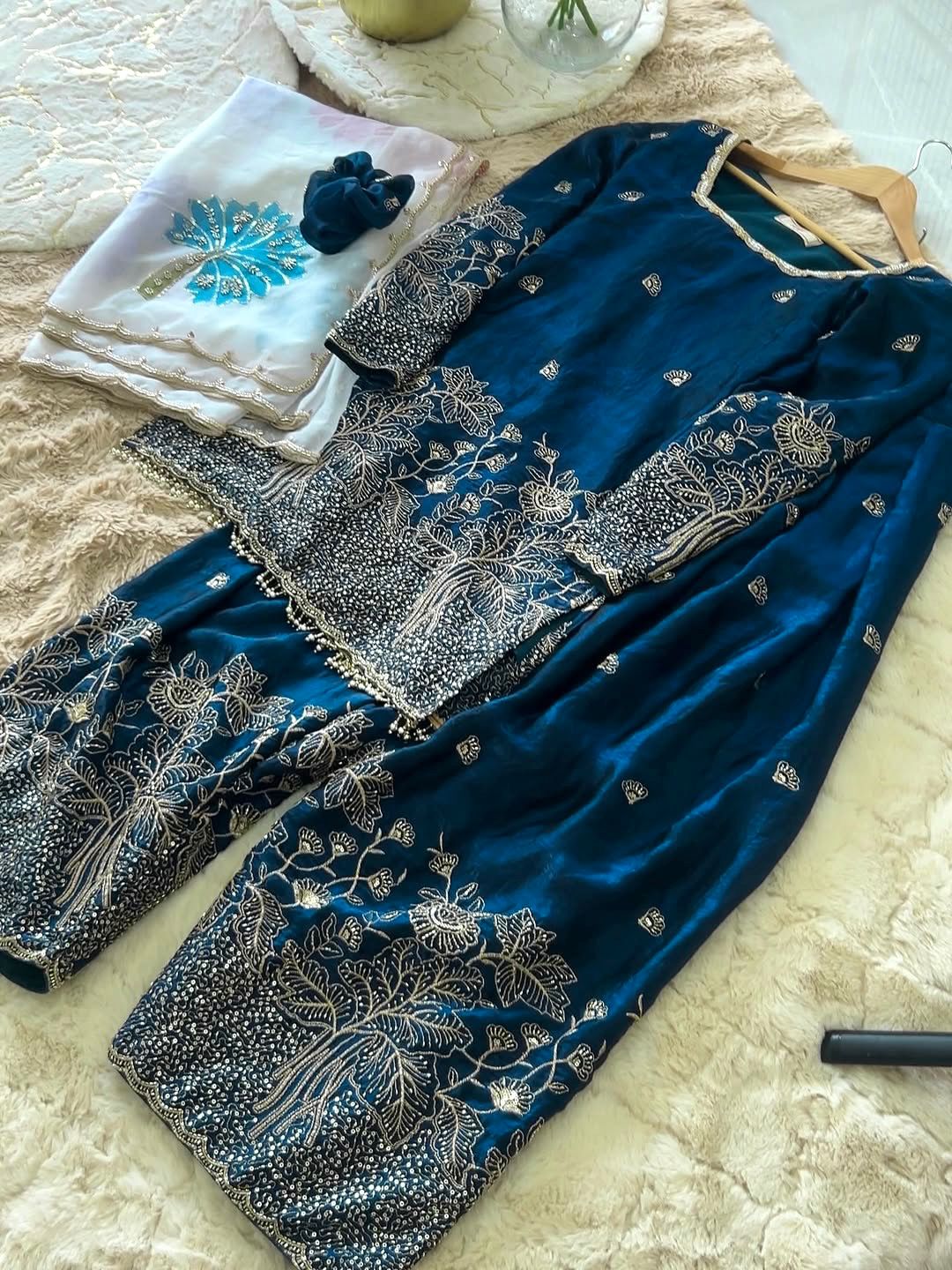 NEW 🦋 ĐĚSIGNER PARTY WEAR LOOK PUR FENDI SILK TOP & FARSHI PALAZZO WITH DUPATTA SET WHOLESALE GEELAN FASHION SURAT