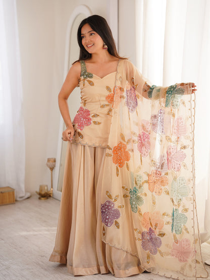DESIGNER PALZOO SET – ELEGANT ETHNIC WEAR ✨ 🎀 CRAFTED IN CLASSY TONES WITH PREMIUM FABRIC & DETAILING WHOLESALE GEELAN FASHION SURAT