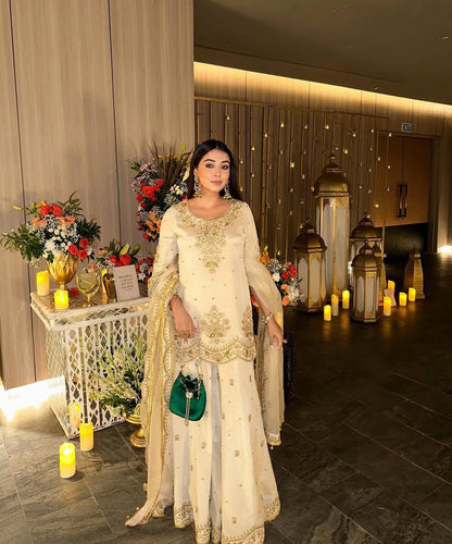 NEW DESIGNER CHINNON SILK SUIT WHOLESALE GEELAN FASHION SURAT