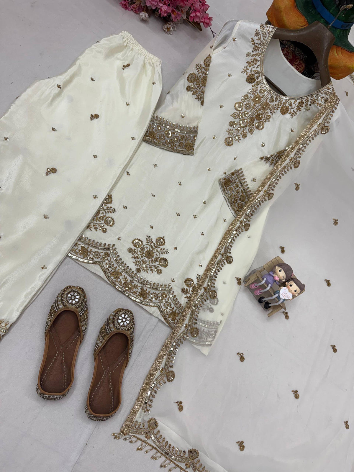 NEW DESIGNER CHINNON SILK SUIT WHOLESALE GEELAN FASHION SURAT