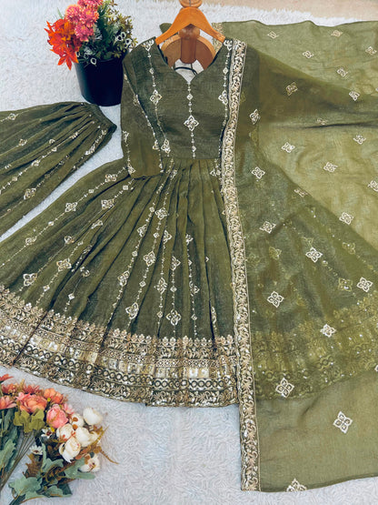 ELEGANT HEAVY EMBROIDERED SEQUENCE WORK SET WHOLESALE GEELAN FASHION SURAT