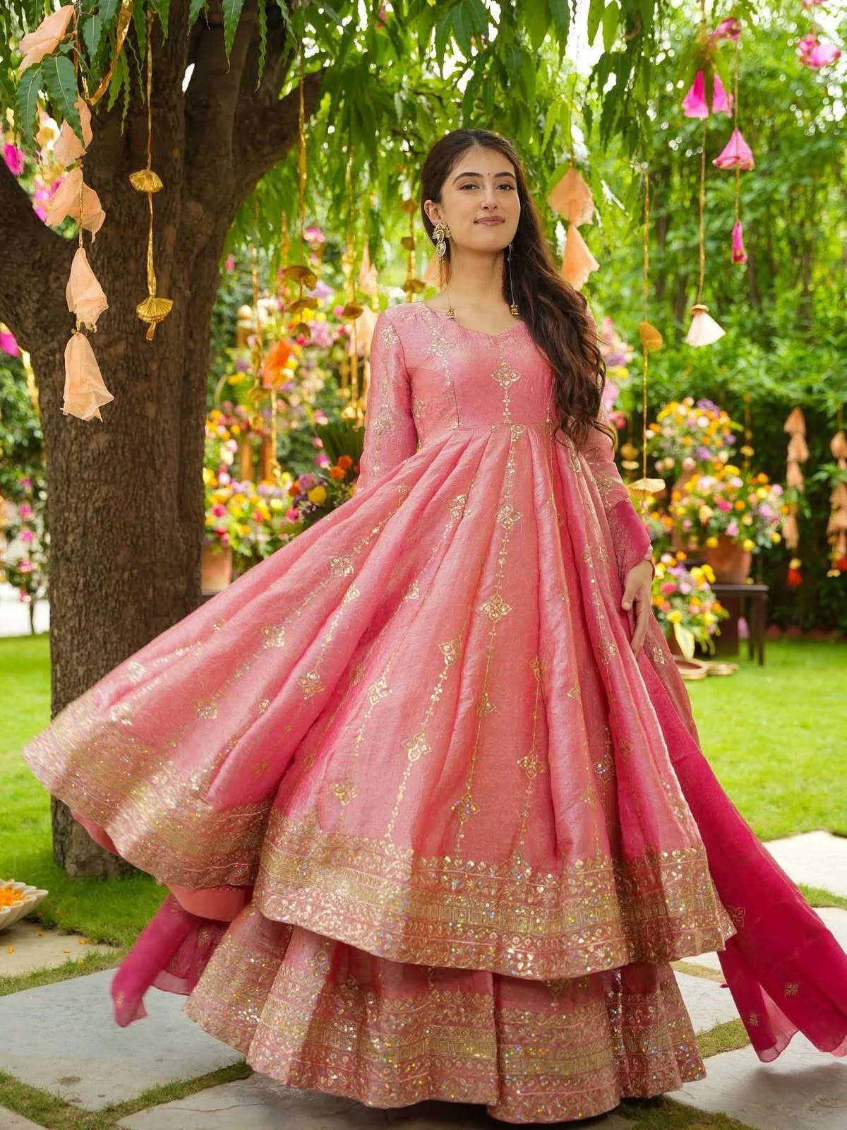 ELEGANT HEAVY EMBROIDERED SEQUENCE WORK SET WHOLESALE GEELAN FASHION SURAT
