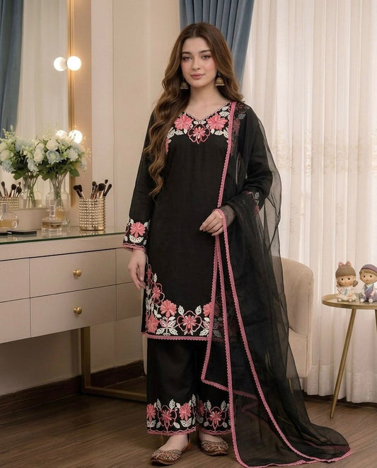 ĐĚSIGNER PARTY WEAR LOOK PUR SATIN RAYON TOP & FARSHI PALAZZO WITH DUPATTA SET WHOLESALE GEELAN FASHION SURAT