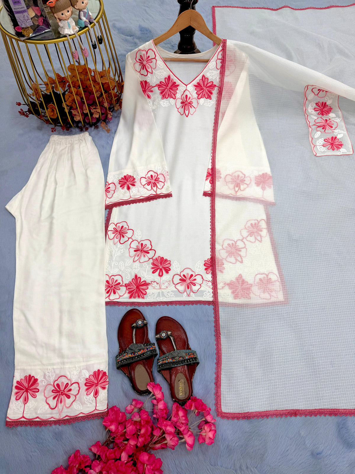 ĐĚSIGNER PARTY WEAR LOOK PUR SATIN RAYON TOP & FARSHI PALAZZO WITH DUPATTA SET WHOLESALE GEELAN FASHION SURAT