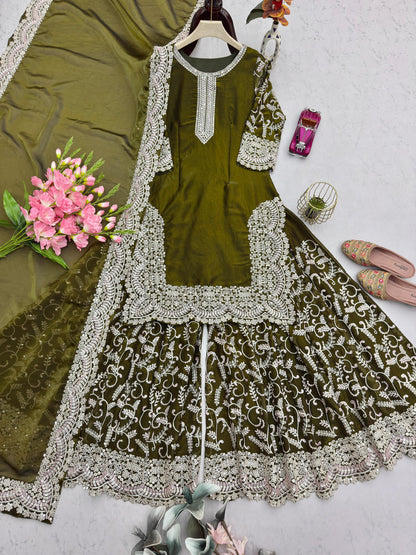 DESIGNER PARTY WEAR LOOK COLLECTION WHOLESALE GEELAN FASHION SURAT