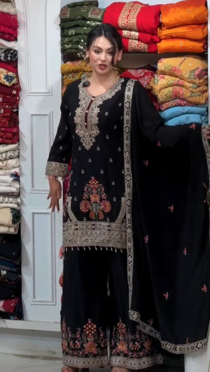 ĐĚSIGNER PARTY WEAR LOOK PUR HEAVY STAR GEORGETTE TOP PLAZZO & DUPATTA SET WHOLESALE GEELAN FASHION SURAT