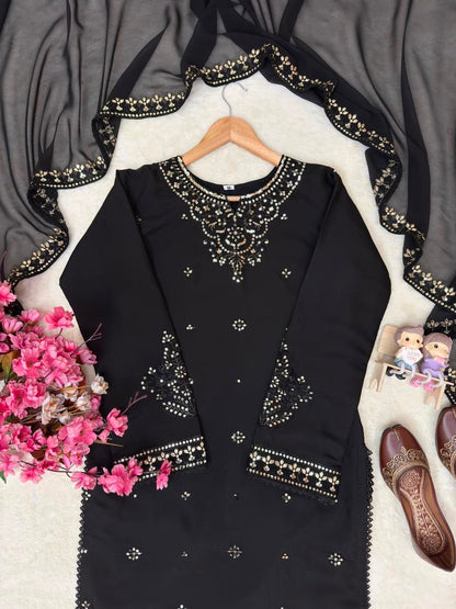 ENHANCE THE BEAUTY OF YOUR WARDROBE WITH OUR NEWLY LAUNCHED PREMIUM KURTI, PALAZZO & DUPATTA SET. WHOLESALE GEELAN FASHION SURAT
