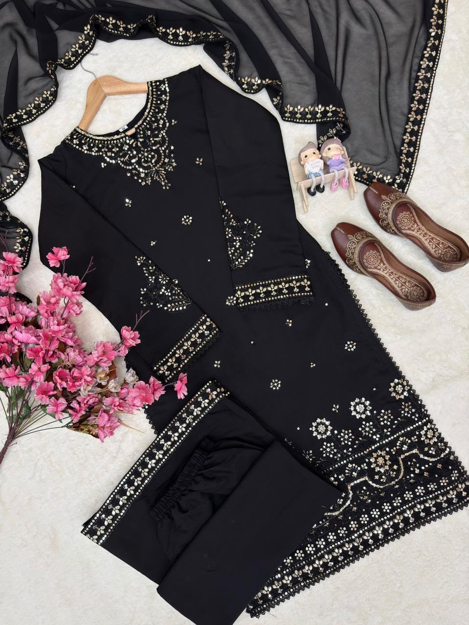 ENHANCE THE BEAUTY OF YOUR WARDROBE WITH OUR NEWLY LAUNCHED PREMIUM KURTI, PALAZZO & DUPATTA SET. WHOLESALE GEELAN FASHION SURAT