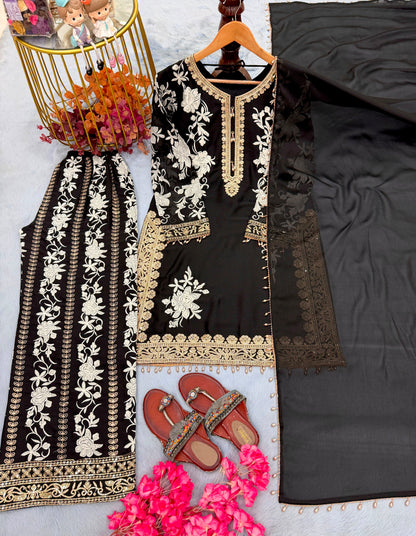 ĐĚSIGNER PARTY WEAR LOOK PUR HEAVY STAR GEORGETTE TOP PLAZZO & DUPATTA SET WHOLESALE GEELAN FASHION SURAT