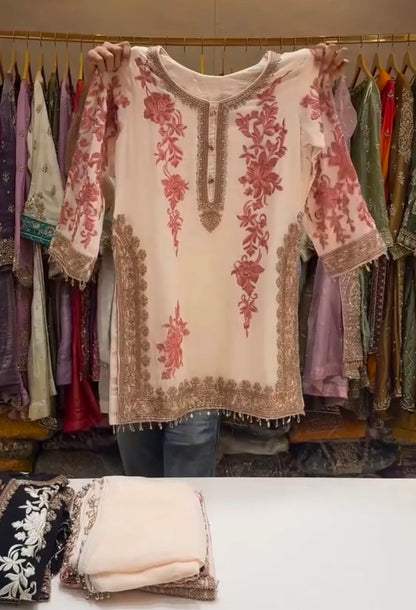 ĐĚSIGNER PARTY WEAR LOOK PUR HEAVY STAR GEORGETTE TOP PLAZZO & DUPATTA SET WHOLESALE GEELAN FASHION SURAT