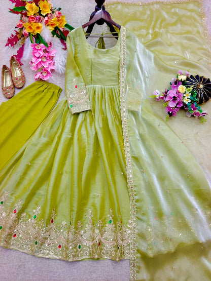 TRENDING ZMY SILK*GWON&PENT&DUPATTA         REDDY TO WEAR LOOK    DESIGN WHOLESALE GEELAN FASHION SURAT