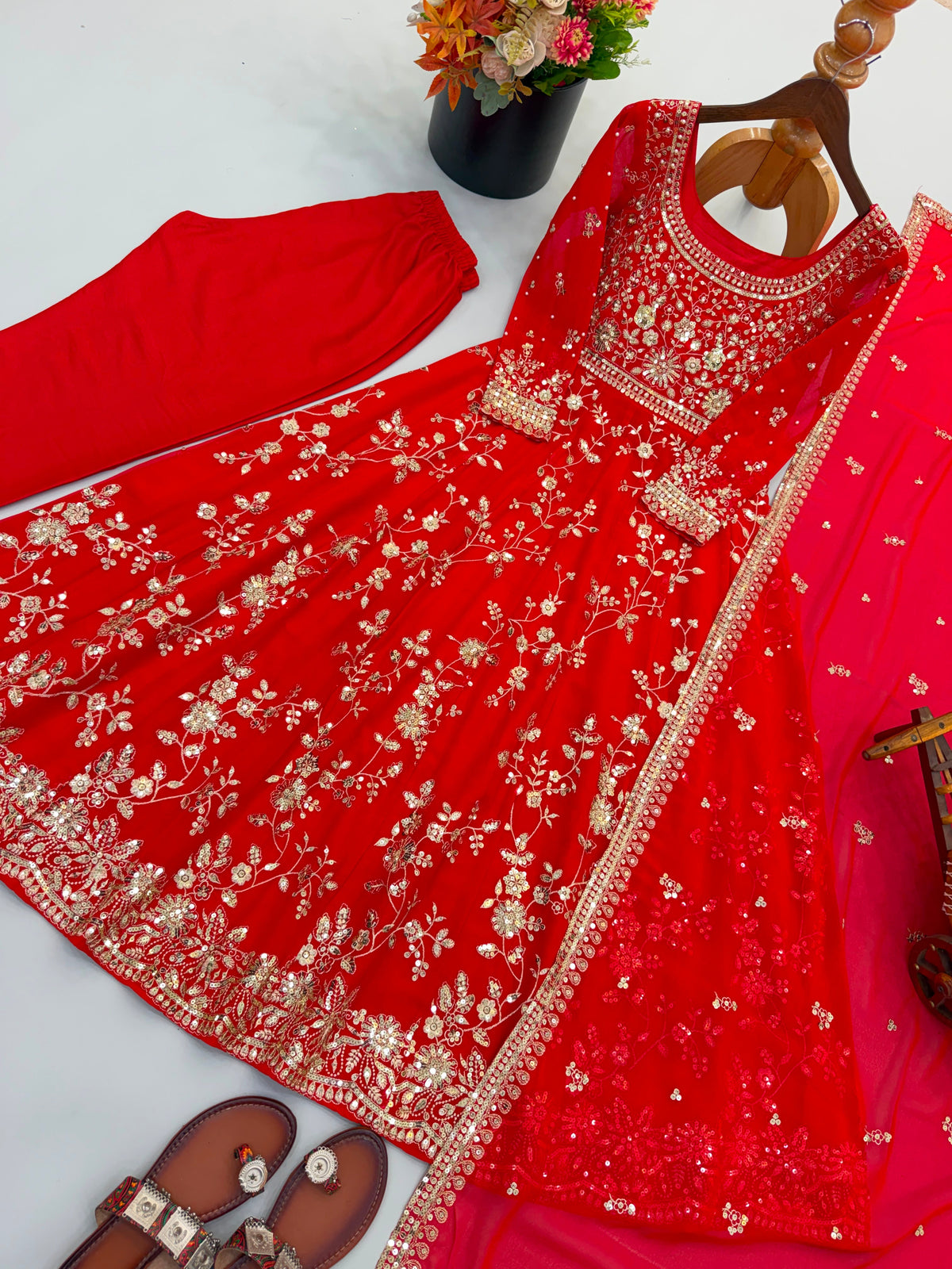 WOMEN’S ETHNIC WEAR WHOLESALE GEELAN FASHION SURAT