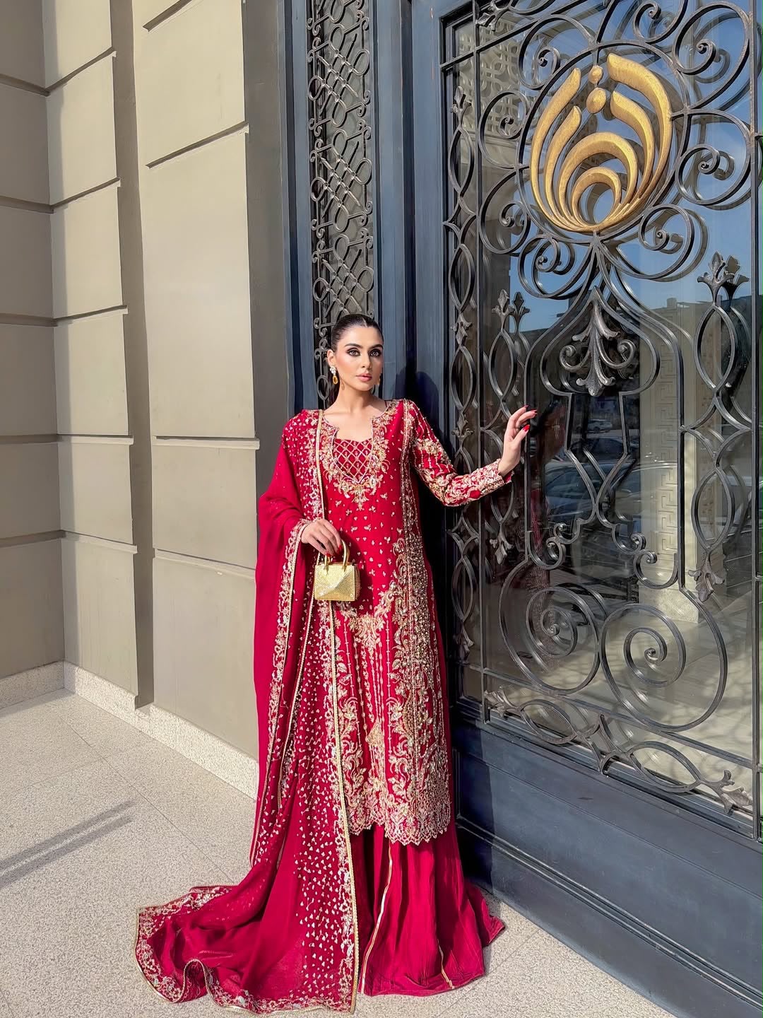 ENHANCE THE BEAUTY OF YOUR WARDROBE WITH THIS NEWLY LAUNCHED _ LONG KURTI WITH PLAZZO-AND DUPATTA WHOLESALE GEELAN FASHION SURAT
