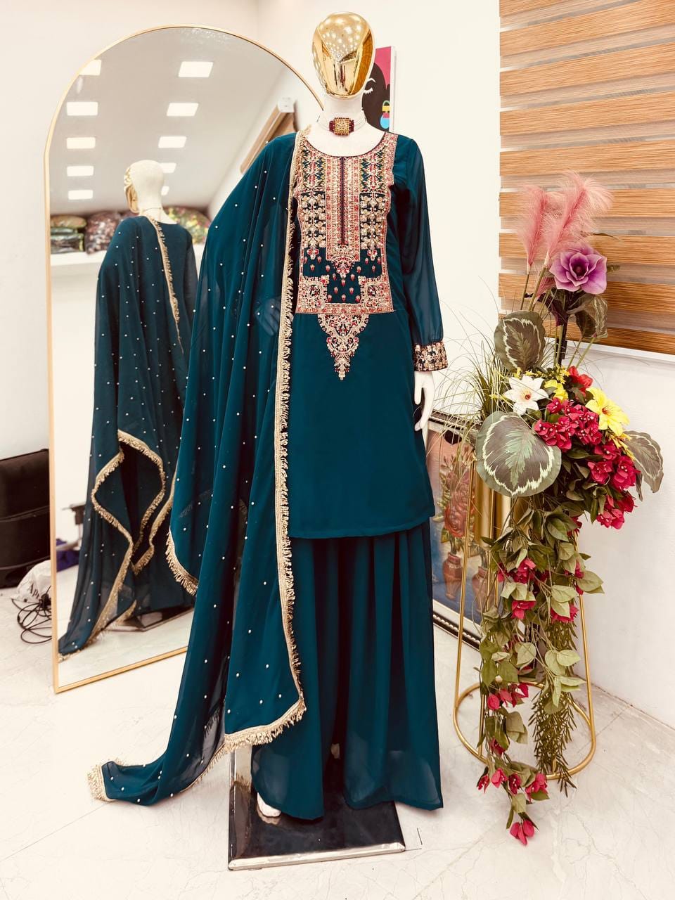 NEW DESIGNER PARTY TOP PALLAZO & DUPATTA SET WHOLESALE GEELAN FASHION SURAT