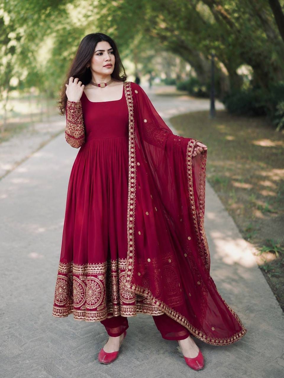 NEW DESIGNER PARTY GOWN & DUPATTA WHOLESALE GEELAN FASHION SURAT