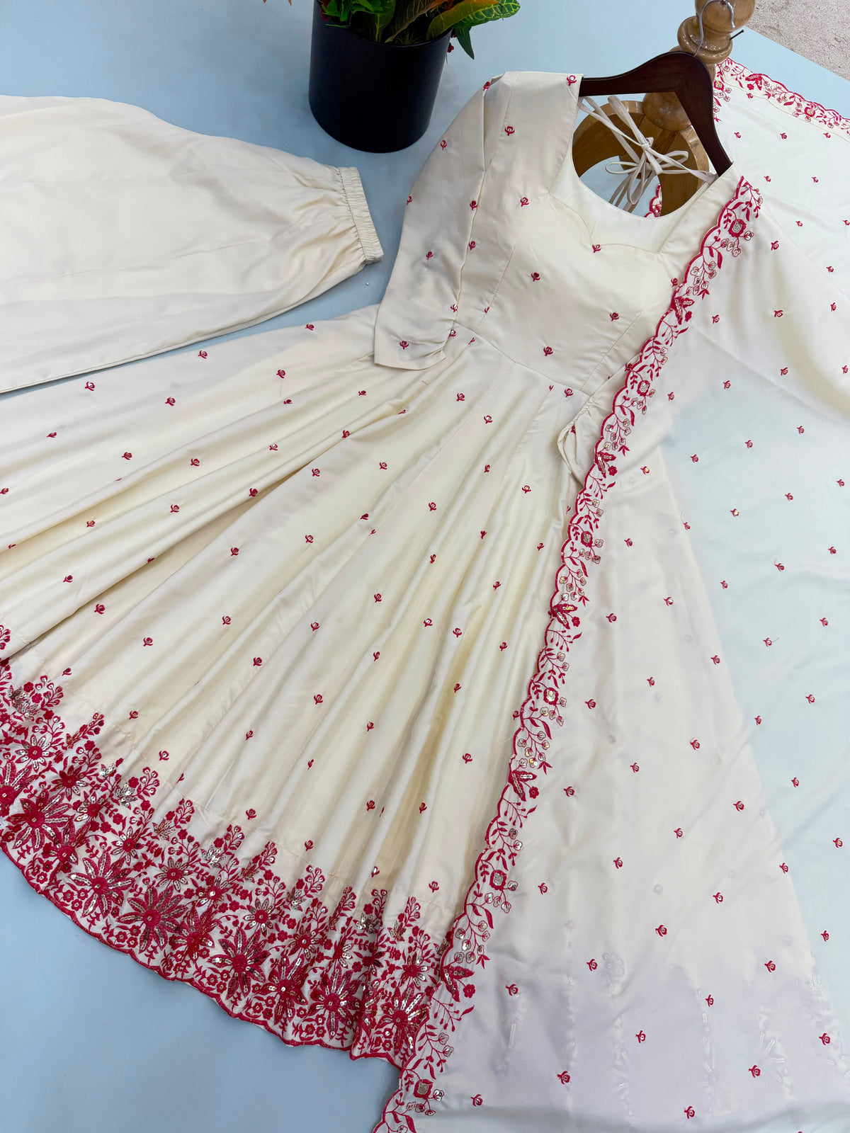 NEW DESIGNER COLLECTION IN DIMOND SILK WITH EMBROIDERY WORK GOWN AND DUPATTA SET FULLY STITCHED READY TO WEAR WHOLESALE GEELAN FASHION SURAT
