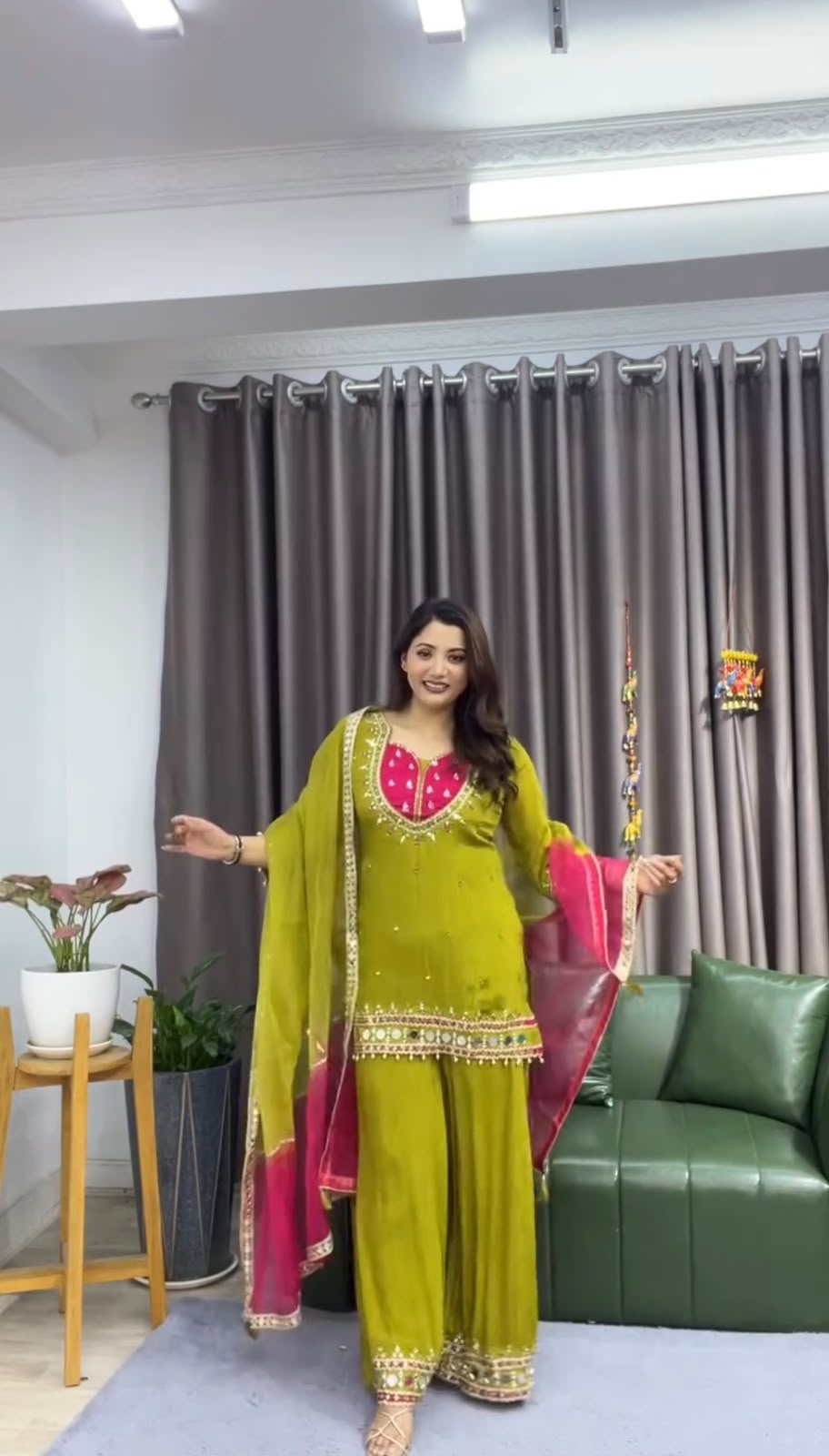 WOMEN’S ETHNIC WEAR WHOLESALE GEELAN FASHION SURAT