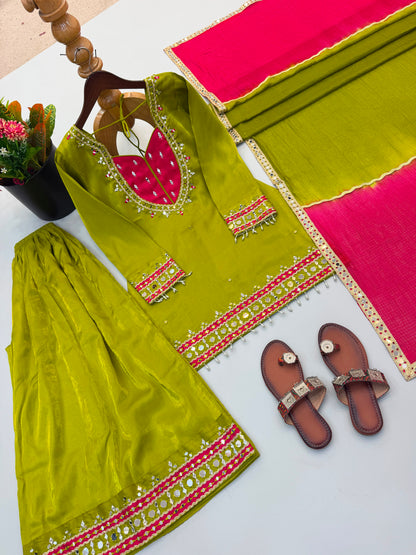 WOMEN’S ETHNIC WEAR WHOLESALE GEELAN FASHION SURAT