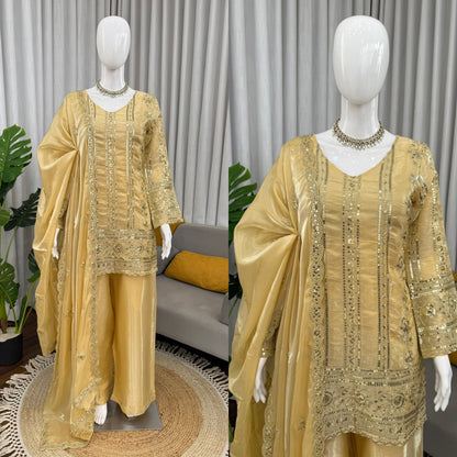 DESIGNER PALZOO SET – ELEGANT ETHNIC WEAR ✨ 🎀 CRAFTED IN CLASSY TONES WITH PREMIUM FABRIC & DETAILING WHOLESALE GEELAN FASHION SURAT